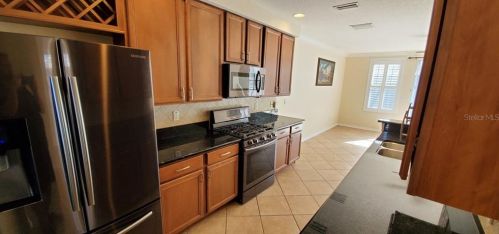 11560 Fountainhead Dr, Tampa FL 33626-3321 exterior