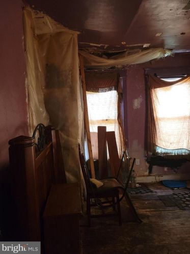 4559 18 St, Philadelphia PA 19140-3548 exterior