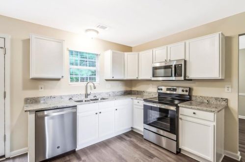 8455 Browns Mill Trce, Lithonia GA  30038-7509 exterior