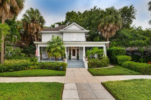 1108 Horatio St, Tampa, FL 33606-2616