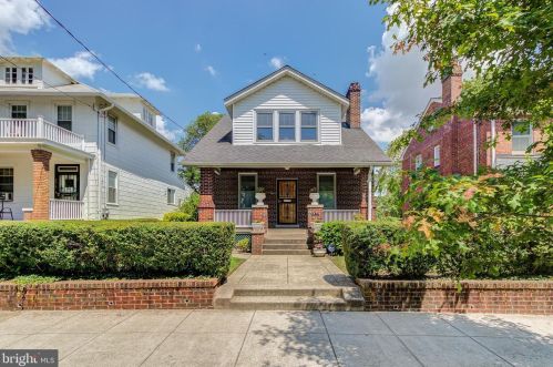 6815 8th St, Washington, DC 20012-2503