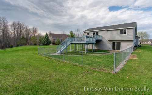 2194 Winston Vw Dr, Cedar Springs MI 49319-7931 exterior