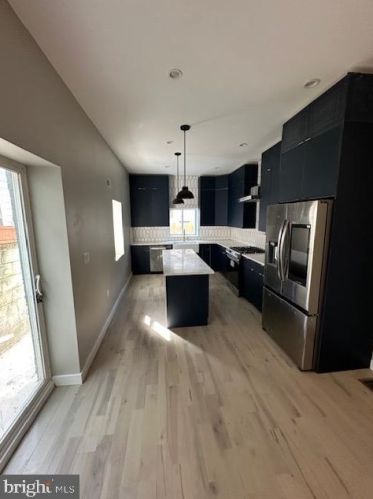 2024 Carpenter St, Philadelphia PA  19146-2617 exterior