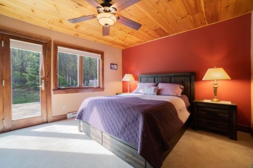 517 6 St, Duluth MN 55806-2411 exterior