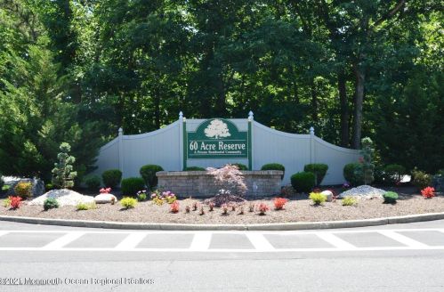 1203 Bluebell Dr, Jackson Twp NJ 08527-4116 exterior