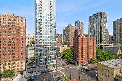 1212 La Salle St, Chicago IL  exterior