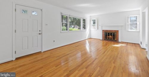 7902 Ashton St, Alexandria VA 22309-1341 exterior