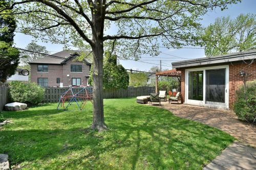 405 Church St, Elmhurst IL 60126-3644 exterior