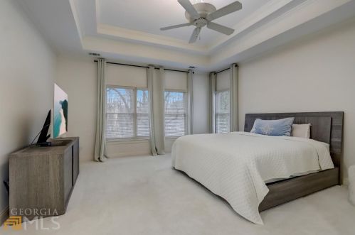 235 Lake Summit Vw, Atlanta GA  30342-1979 exterior