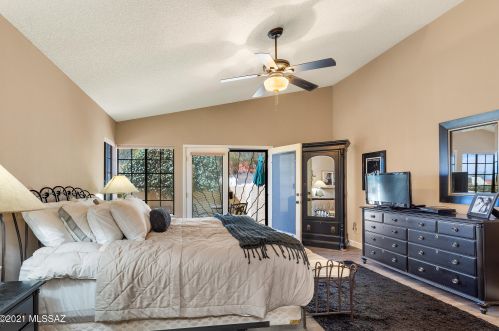 38145 Mtn Site Dr, Tucson AZ 85739-3016 exterior