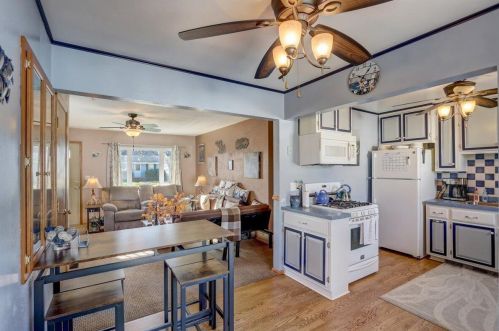 4922 Lynndale Ave, Milwaukee WI 53220-2069 exterior