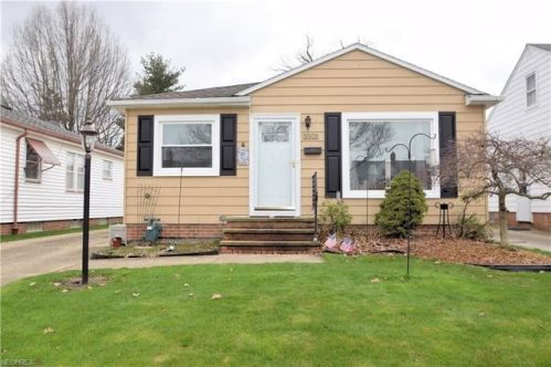 5503 Alber Ave, Cleveland, OH 44129-3326