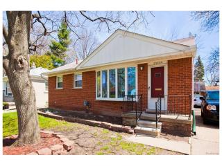 24250 Ridgedale St, Detroit MI  48237-4624 exterior