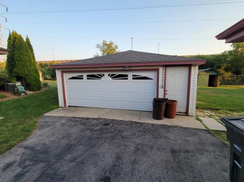 5325 Allerton Ave, Milwaukee, WI 53220-3510