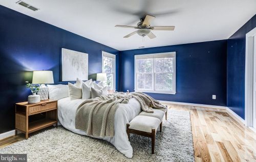 213 Creek Valley Ln, Rockville MD  20850-5603 exterior