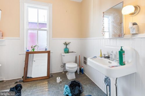 247 Ross St, Lancaster PA 17602-1940 exterior