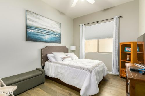 326 Anderson Ave, Phoenix AZ  85022-2366 exterior