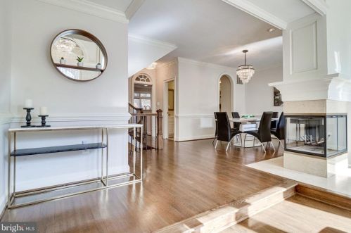 6636 Hampton View Pl, Mc Lean VA 22101-6003 exterior