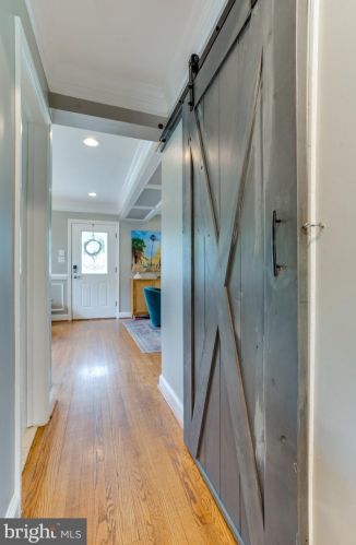 2813 Memorial St, Alexandria VA  22306-1743 exterior