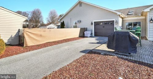 813 Middle St, Hanover PA 17331-2031 exterior