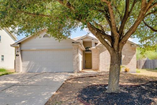 502 Colonial Park Blvd, Austin TX  78745-1787 exterior