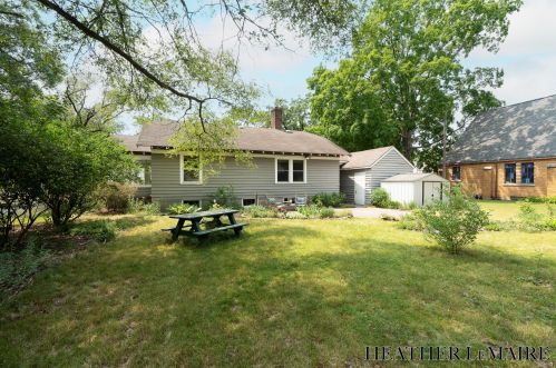 2146 Un Ave, Grand Rapids MI 49503-4413 exterior