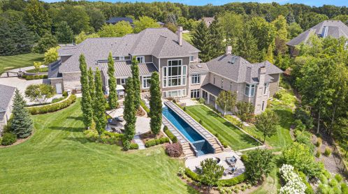 1505 Ballybunion Ct, Grand Rapids MI 49546-3883 exterior