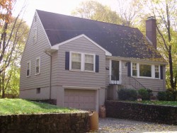 78 Mill St, Newton, MA 02459-1126