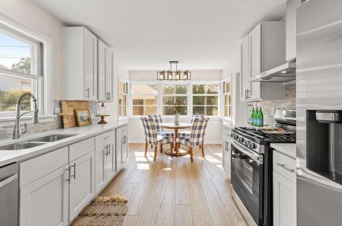 185 85th St, Milwaukee WI  53226-4601 exterior