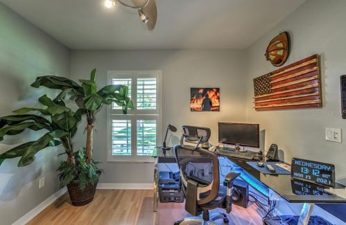 8919 Arrawana Ave, Tampa FL 33614-1810 exterior