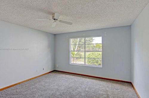 681 College Park Rd, Fort Pierce FL 34953-3330 exterior