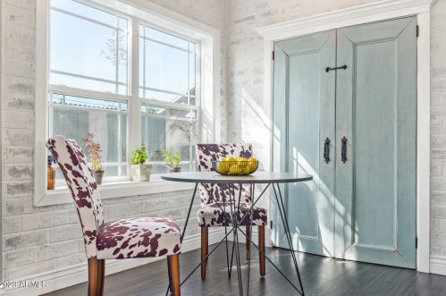 2216 23rd St, Phoenix AZ  85006-2030 exterior