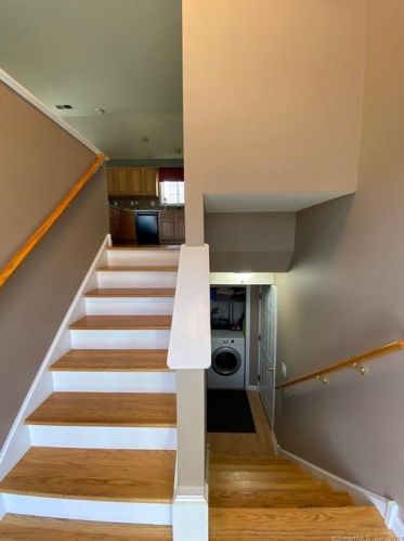 41 Grieb Trl, Wallingford CT 06492-2616 exterior