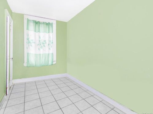 1923 Hennessy Pl, Bronx NY 10453-2910 exterior