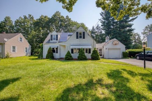 113 Wheeler Ave, Springfield, MA 01118-1549