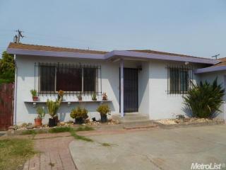 2155 Ferran Ave, Sacramento CA  95832-1237 exterior