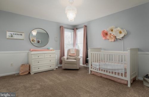 44 Martin Ln, Trenton NJ 08619-1171 exterior