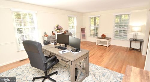 1 Bradford Dr, Southampton NJ  08088-8678 exterior