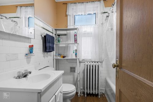 5755 Trumbull Ave, Chicago IL 60629-3638 exterior