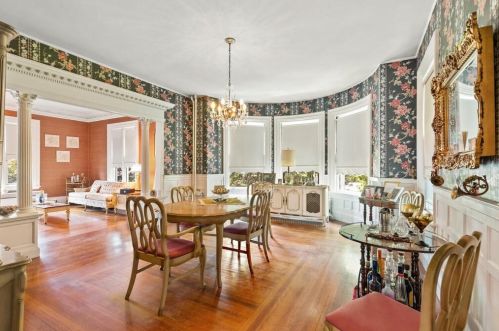 2 Frst St, Peabody MA 01960-4111 exterior