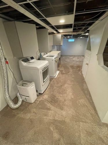 201 Turnpike St, North Andover MA  01845-5005 exterior