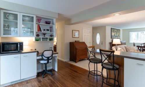 136 Sewalls Fls Rd, Concord NH 03301-4725 exterior