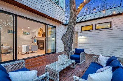 4105 Burnet Rd, Austin TX exterior