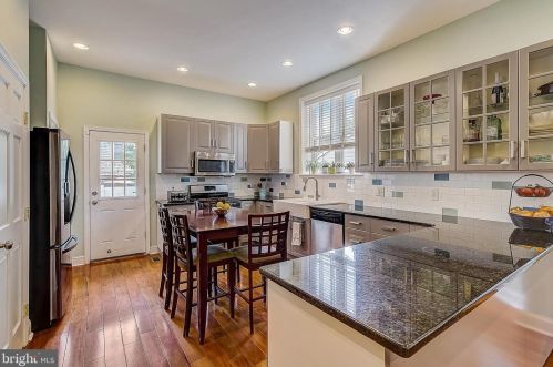 4721 Hazel Ave, Philadelphia PA 19143-2023 exterior