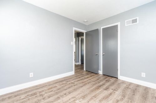 534 Essex Ave, Saint Louis MO 63122-3043 exterior