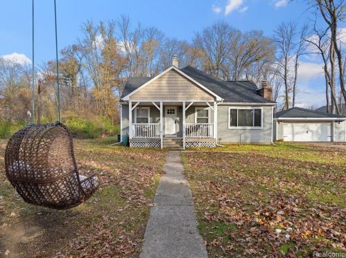 1551 John R Rd, Rochester, MI 48307-0057