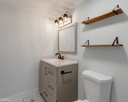 9925 Emerald Ave, Chicago IL  60628-1033 exterior