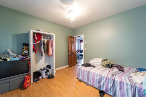 59 Catharine St, Worcester MA 01605-2809 exterior