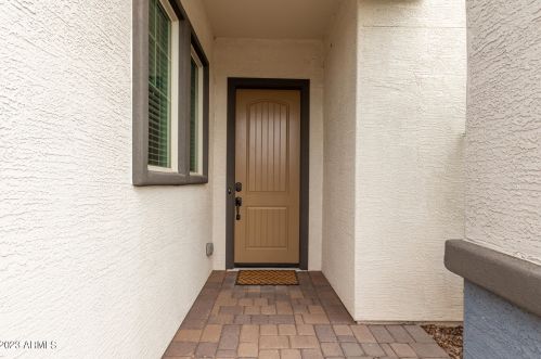 1934 Wisteria Dr, Chandler AZ 85286 exterior