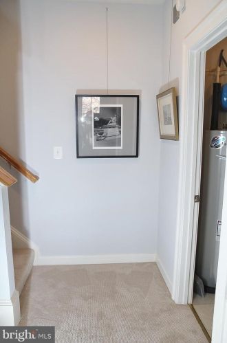 422 Royal St, Alexandria VA  22314-2335 exterior